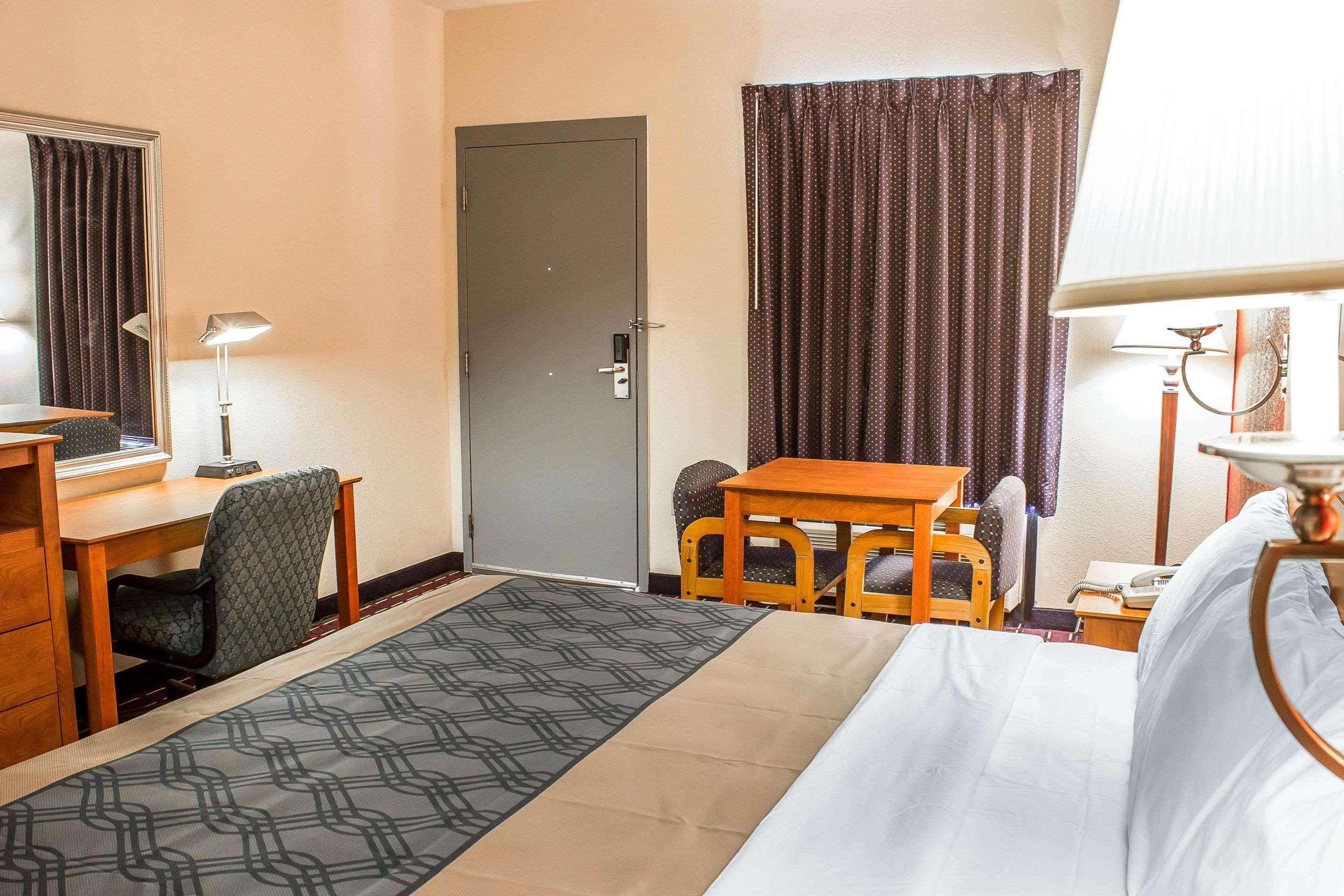 Quality Inn Henderson I-85 Bagian luar foto